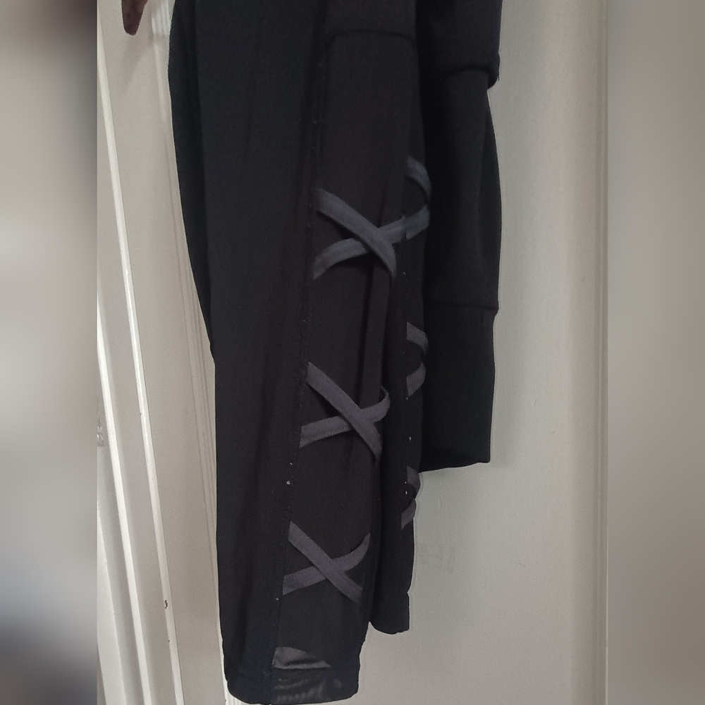 POP Fit Black Leggings with Unique Side Design xL